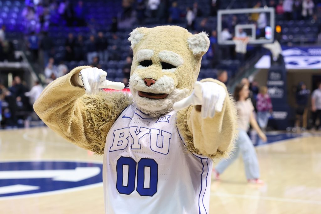 sport mascots 