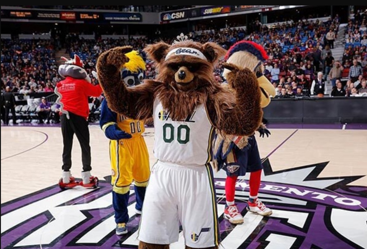 sport mascots 